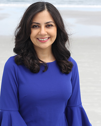 Jacksonville Beach dentist Dr. Elaheh Habibi